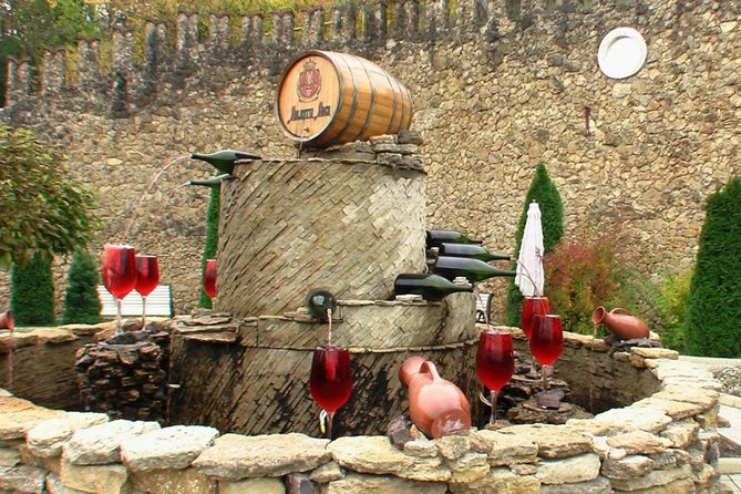 2 Excursions in One Day-Milestii Mici Winery, Tiraspol City and Bender Fortress - Price and who gets good value