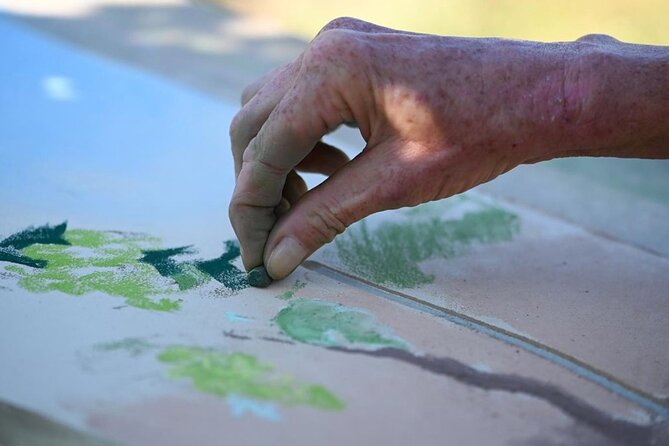 3-Hour Private Painting tuition in a beautiful Cognac vineyard - Starting at Domaine de Monplaisir near Burie