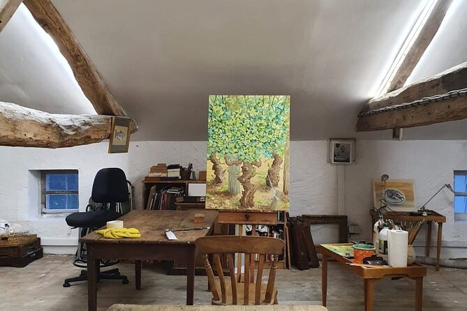 3-Hour Private Painting tuition in a beautiful Cognac vineyard - Learning about Cognac and the vineyard