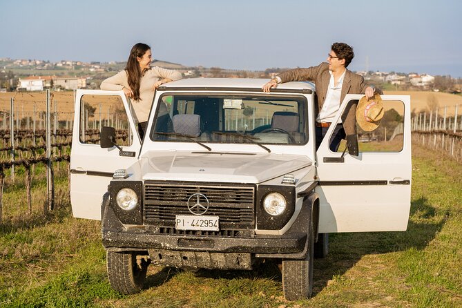 3-Hours of Activities with Safari Grand Tour and Tasting in Vineyards - Key points at a glance