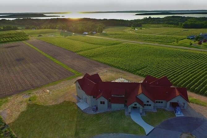 4-Hour Traverse City Sunset Wine Tour: 3 Wineries on Old Mission Peninsula - Bonobo Winery and the Final Pour