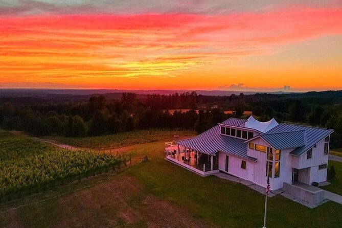 5-Hour Traverse City Wine Tour: 3 Wineries on Leelanau Peninsula - The route can change, so read the itinerary carefully