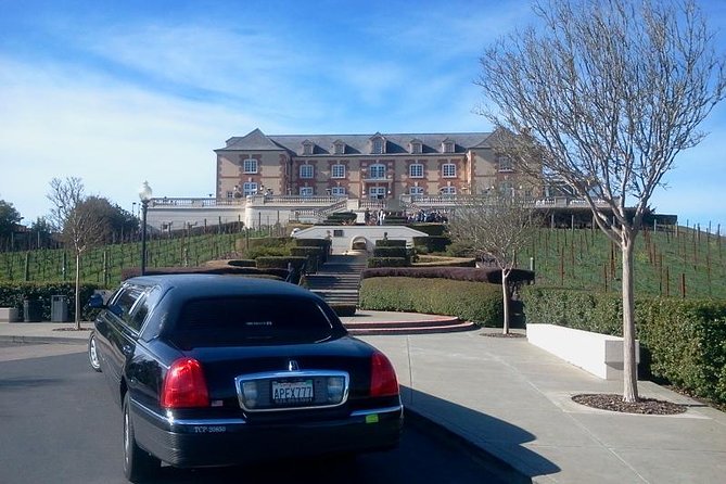 6-Hour Private Limousine Wine Country Tour of Napa or Sonoma - The chauffeurs make the biggest difference