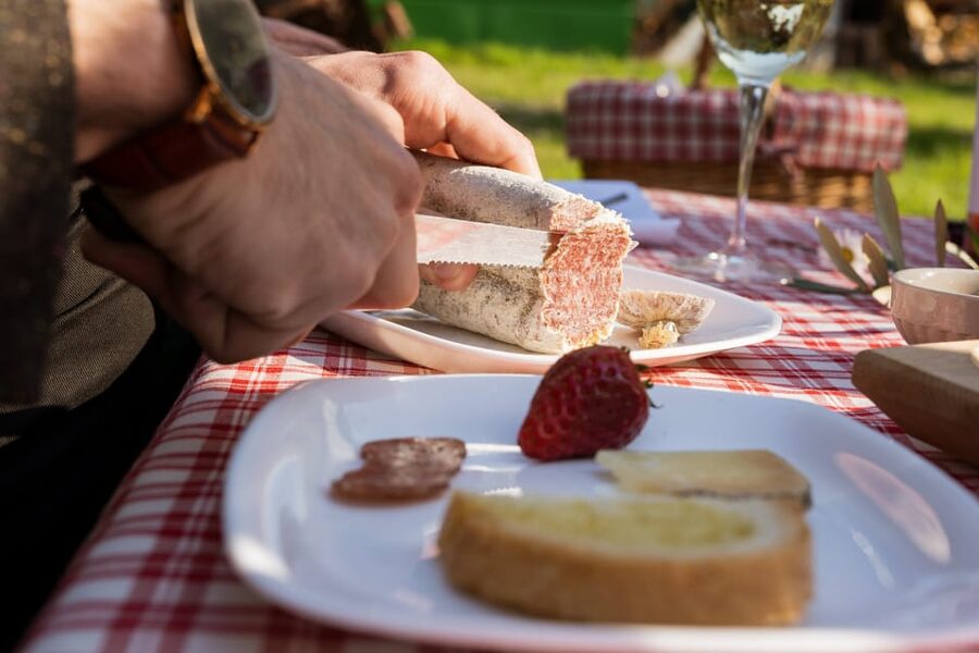 Abruzzo: Country Picnic in an Olive Grove at a Winery - Why this Abruzzo picnic feels different