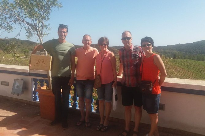 Albufeira Wine Tasting: Boutique Winery Tour & Historic Silves - Tasting red, white, and rosé
