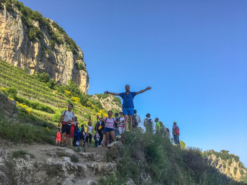Amalfi: Walking tour between Furore vertical Vineyards - The Abu Tabela path and Furore’s upper fjord