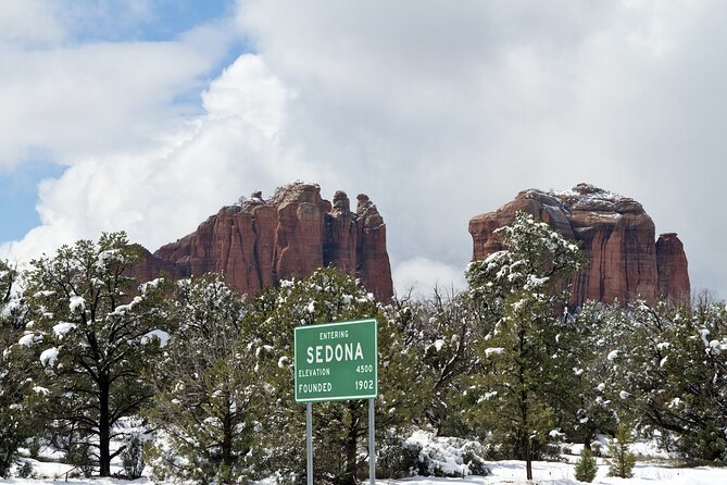 Arizona Winery All-Inclusive Tour with Lunch & Tastings - Page Springs starts the wine-country route