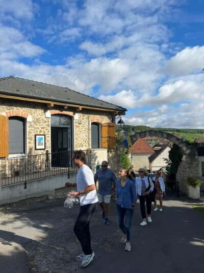 Authentic Champagne Tour: 3 vineyards, 10 Tastings & Lunch