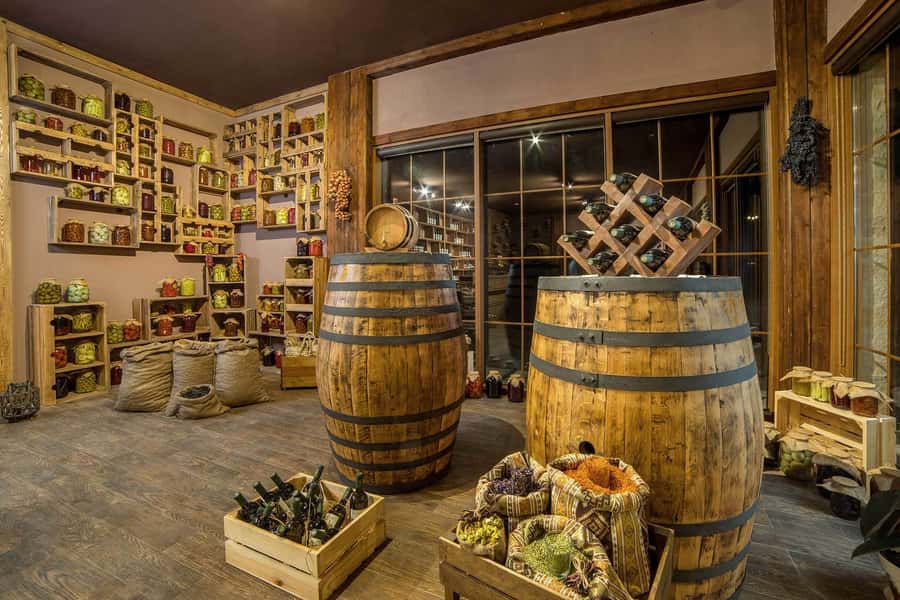 Baku: Organic Winery Tour in Shamakhi with Local Lunch - Tasting Shirvan wines with cheese