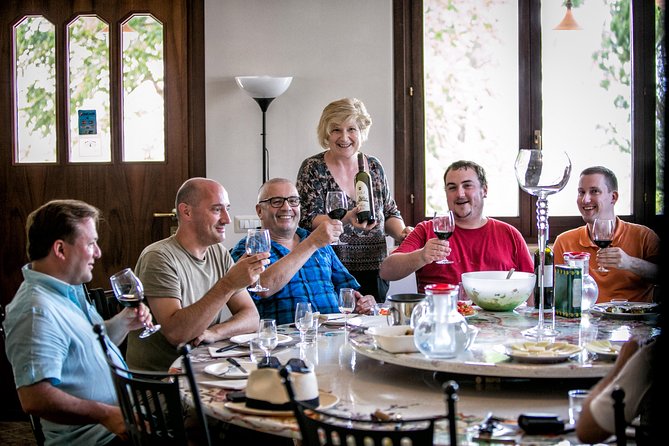 Balsamic Vinegar, Olive oil and Organic Winery Tour in Assisi with tasting - Stop one: Tili 21 and the first taste of the property