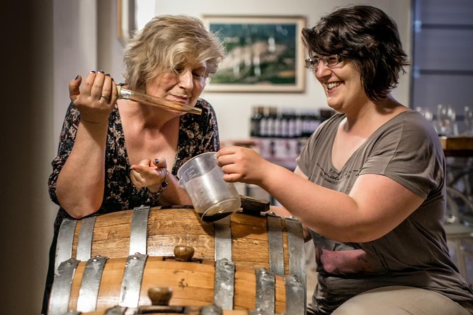 Balsamic Vinegar, Olive oil and Organic Winery Tour in Assisi with tasting - Guides and the family welcome