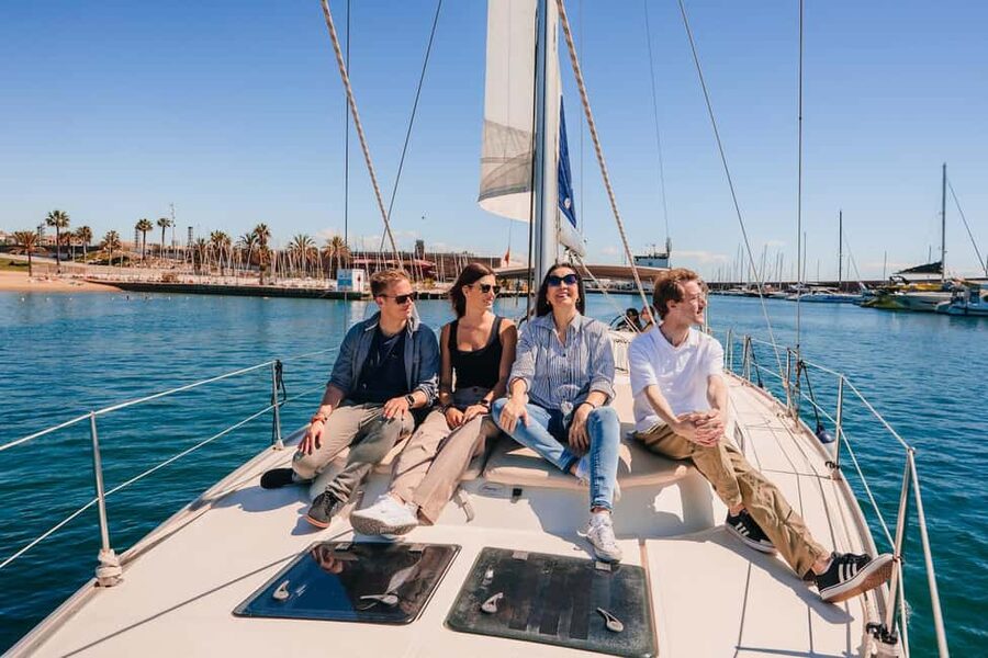 Barcelona: Sailing Cruise & Vineyard Tour with Wine Tasting - Meeting at Port Olímpic