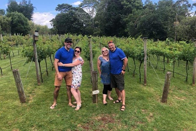 Barefoot Luxury Mount Tamborine Winery Tour from Gold Coast - Gallery Walk, fudge, and other local tastes