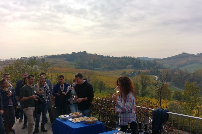 Bologna Wine Tasting & Winery Tour in the Colli Bolognesi - Leaving Bologna for the Colli Bolognesi