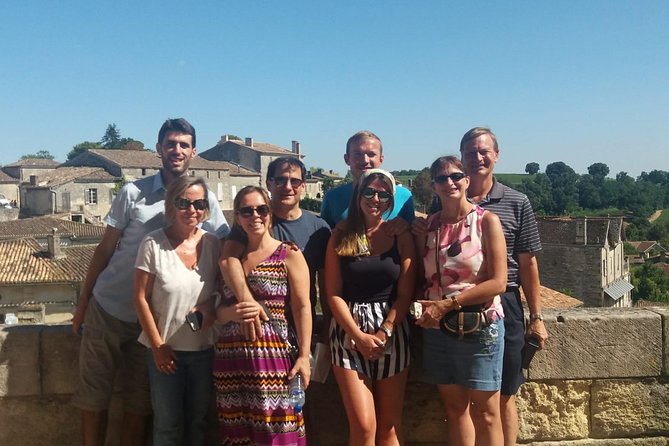 Bordeaux Full Day Wine Tour - 3 Wineries & Gourmet Picnic Lunch - Pessac-Léognan or Graves: a strong first tasting