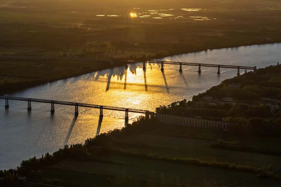 Bordeaux: Panoramic flight over vineyards and castles - Key points to know before booking