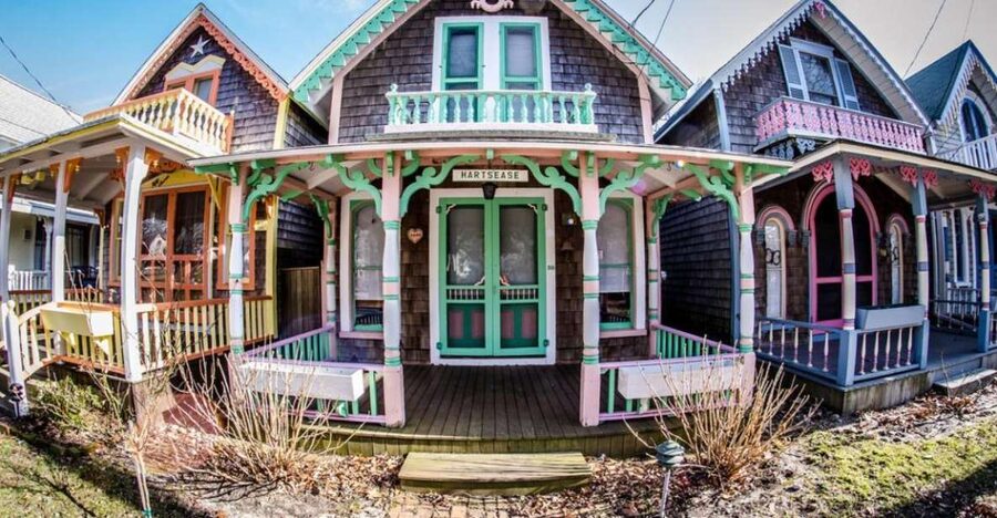 Boston: Martha's Vineyard Day Trip with Optional Island Tour - Who should book this day trip?