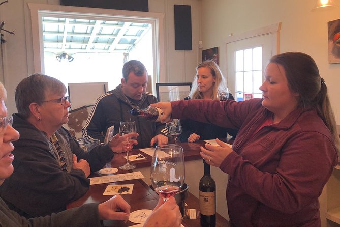 Boutique Winery Experience in the Fredericksburg Texas Hill Country - Stop two: lunch, wine, and the biggest variable