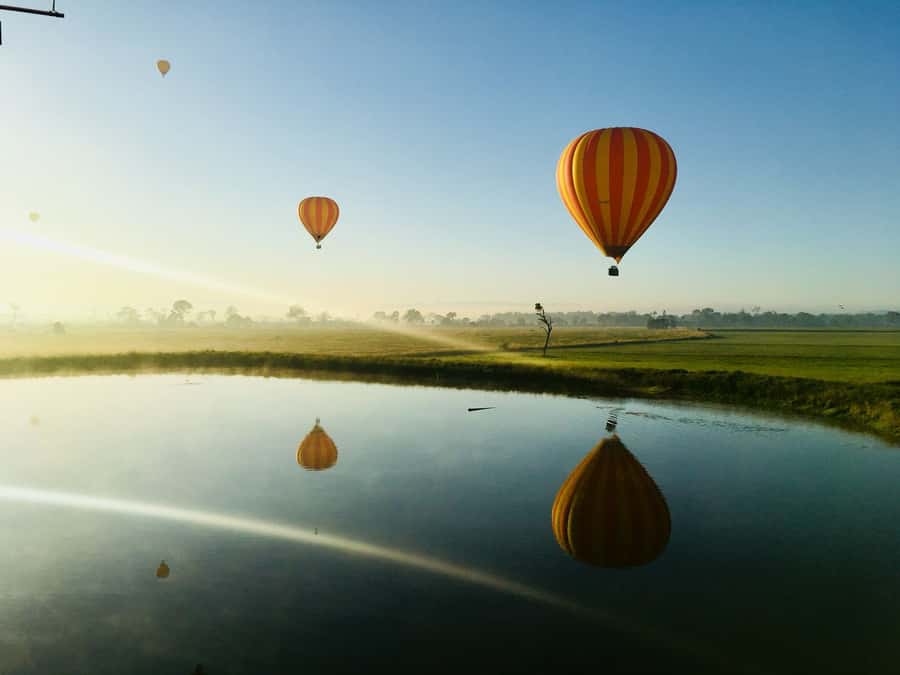 Brisbane: Hot Air Balloon Flight with Vineyard Breakfast - Key points to know before booking