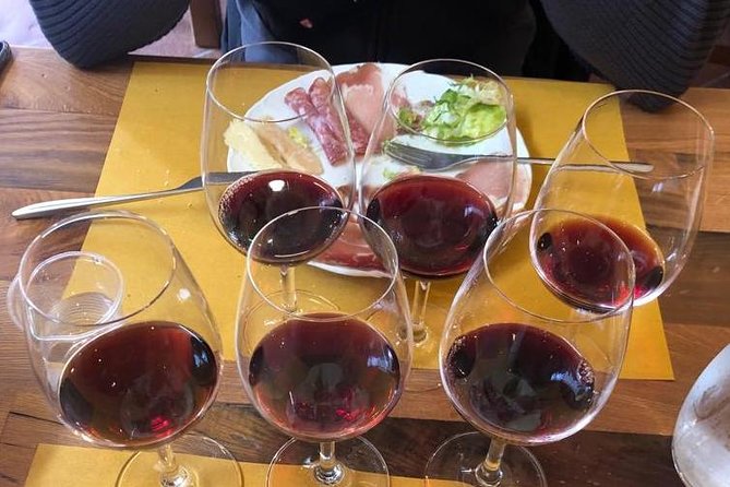 Brunello di Montalcino Wine Tour of 2 Wineries with Pairing Lunch - The drive from Siena and the small-group setup
