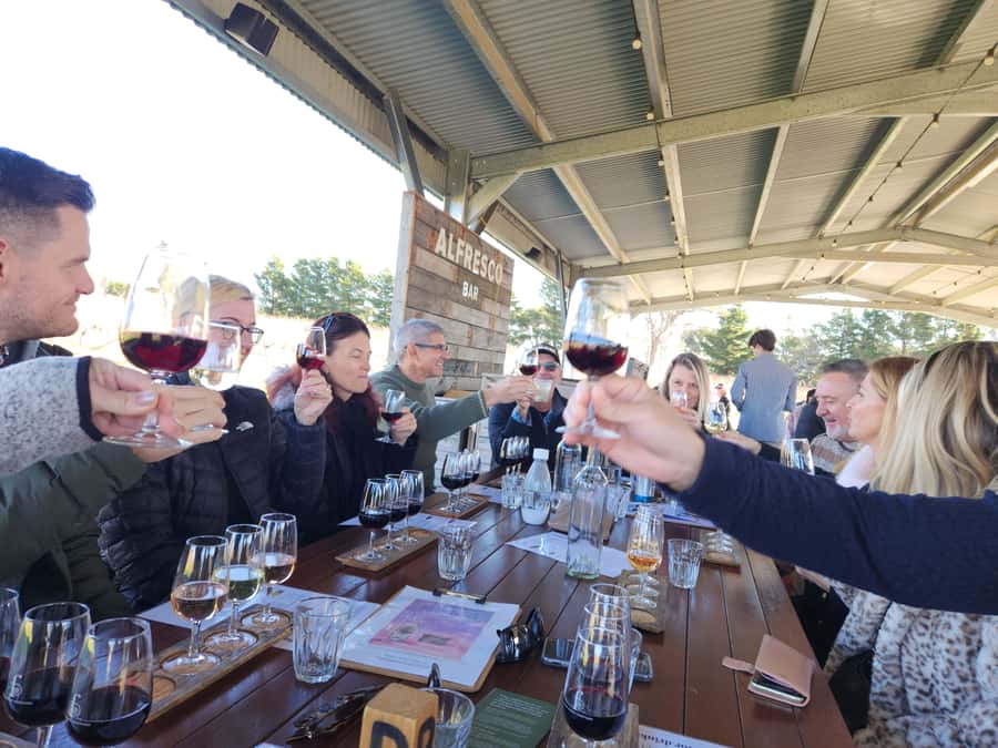Canberra Wineries Full-Day Tour - Lunch, another tasting, and the day’s slow middle