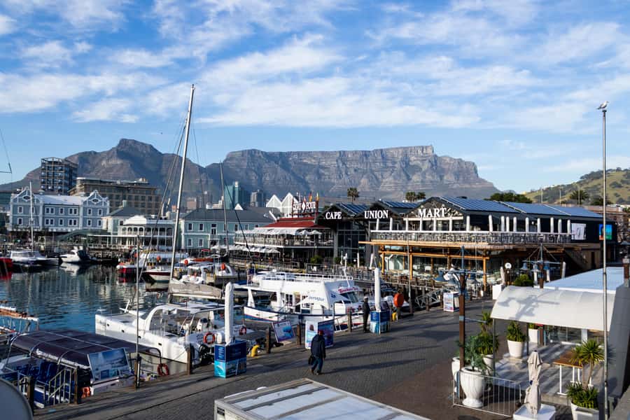 Cape Town: Private Full Day City & Winelands Tour - Starting with Table Mountain or Signal Hill