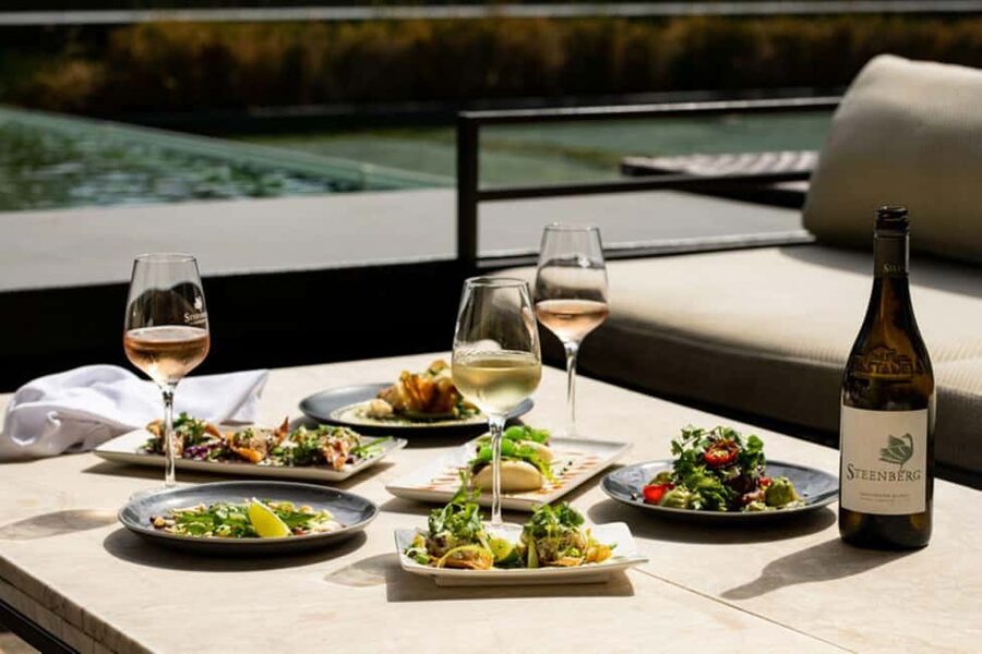 Capetown Private Wine Tour: Manor tour, cellar tour included - Key points worth knowing