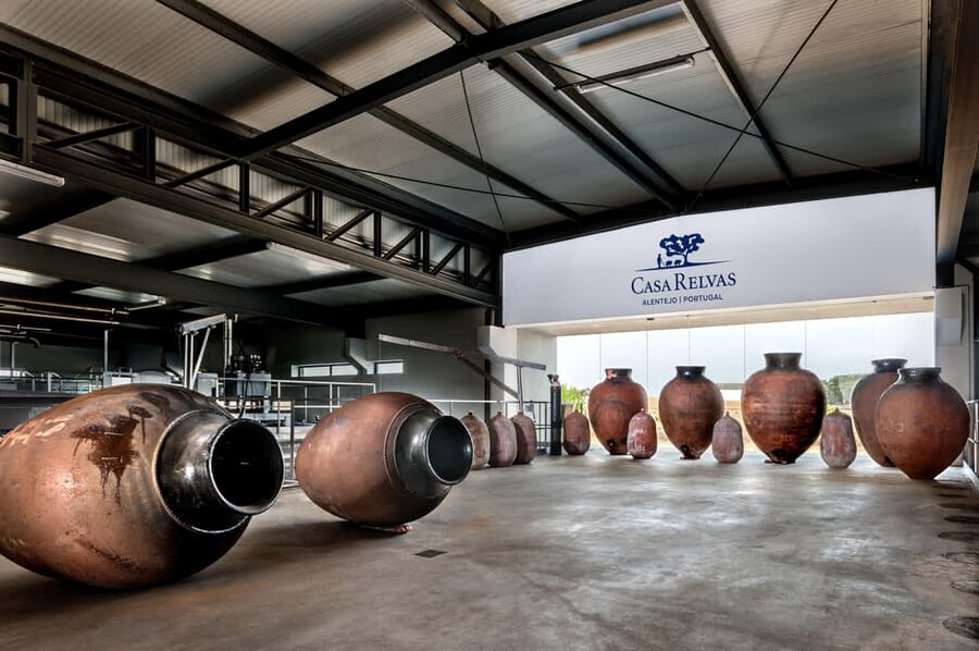 Casa Relvas, Évora - Visit to the Winery with Tasting of Portuguese Grape Varieties and Tapas - A family winery with a practical Alentejo focus