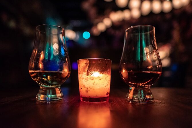 Cellar Of Scotland Walking Tour, taste Edinburgh's finest drinks - A Scottish gin and tonic with local character