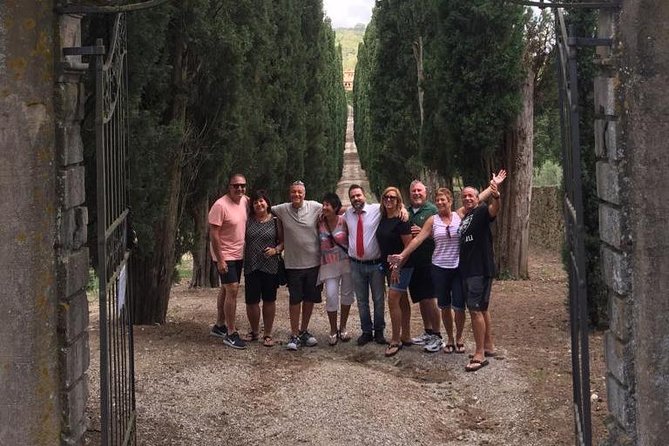 Cellar Tour & Wine Tasting - Why the private format changes the day