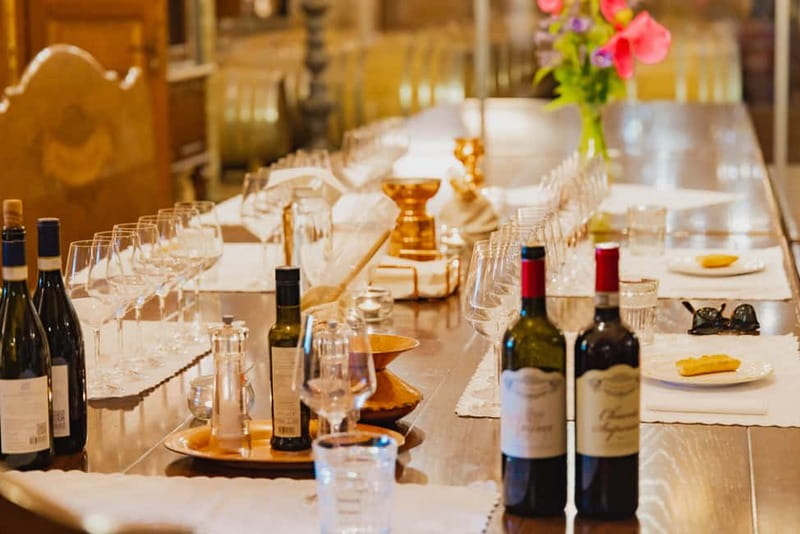 Chianciano Terme: Guided Winery Tour & Wine Tasting - Bruschetta, Breadsticks, and Estate Olive Oil