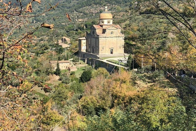 Chianti Classico and Super Tuscan 3 Winery Tour - Lunch is more than a break between tastings