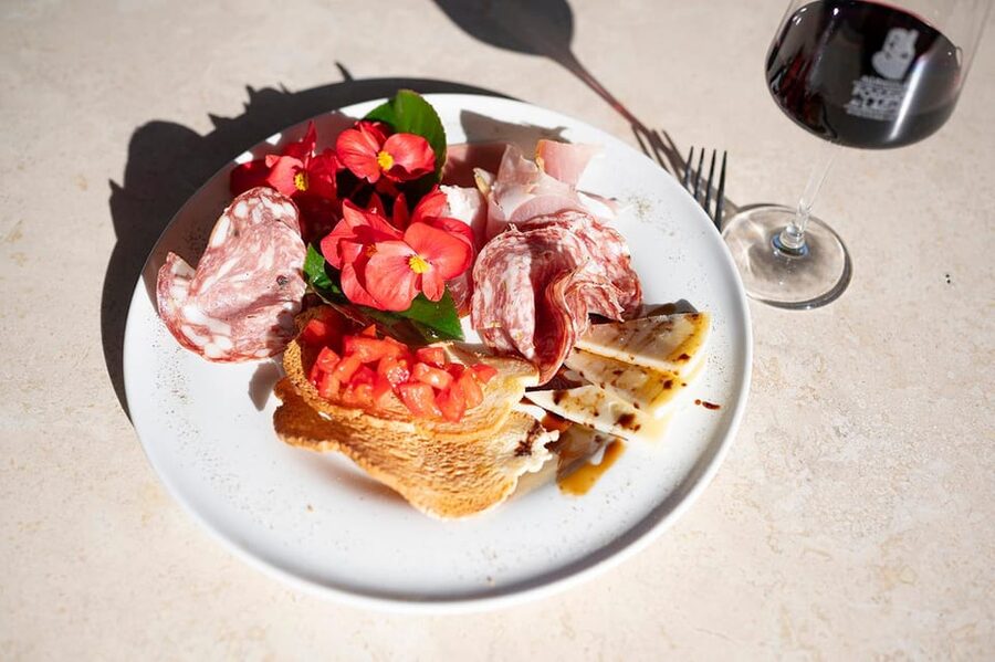 Chianti: Lunch with Wine Tasting at Poggio ai Laghi Winery - A few practical tips before you book