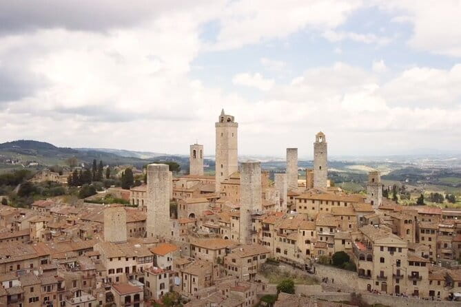 Chianti Wine Tour from Florence to San Gimignano with 2 Wineries - Who should book this tour?