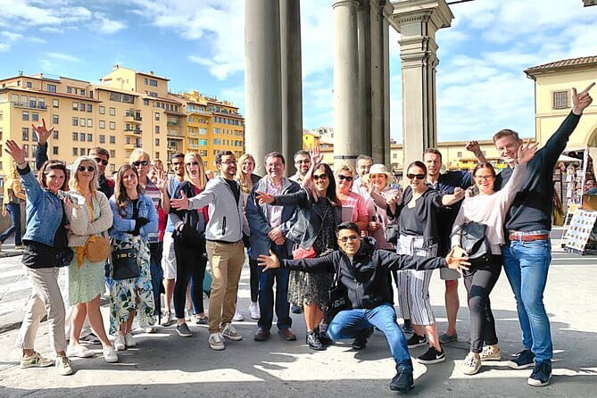 Chianti Wine Tour with 3 Wineries, Food Pairings and Tuscan Lunch - What the Small Group Means for Your Day