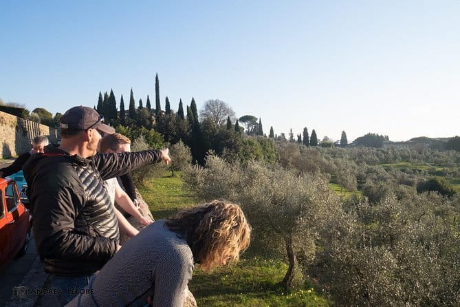 Chianti Wine Tour with 3 Wineries, Food Pairings and Tuscan Lunch - Cancellation and Booking Advice