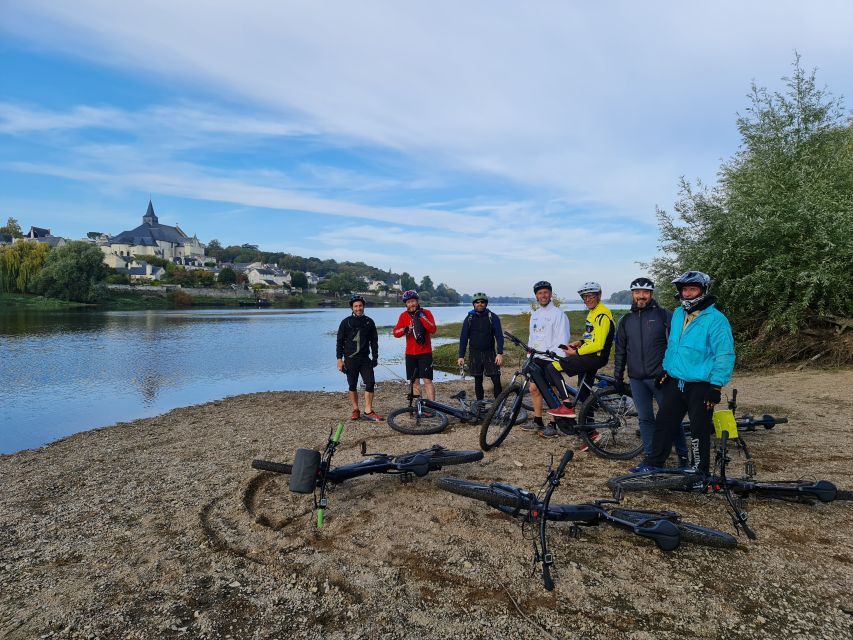 Chinon: Bicycle Tour of Saumur Wineries with Picnic Lunch - Montsoreau Castle beside the Loire
