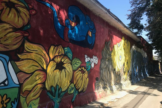 Chisinau City Tour - Cricova Winery - Chisinau in two hours: a capital with several identities