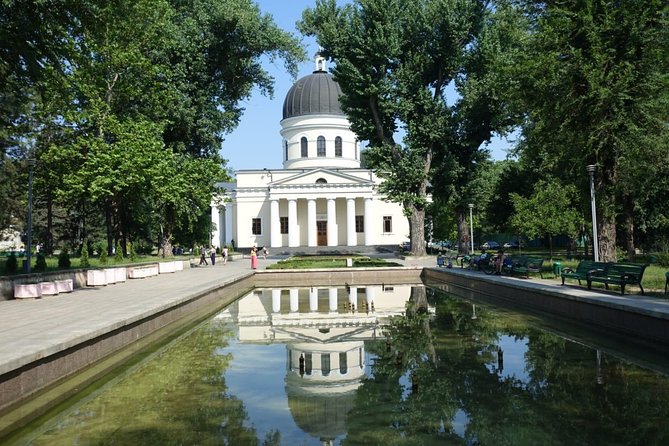 Chisinau City Tour - Cricova Winery - What the guides add to the day