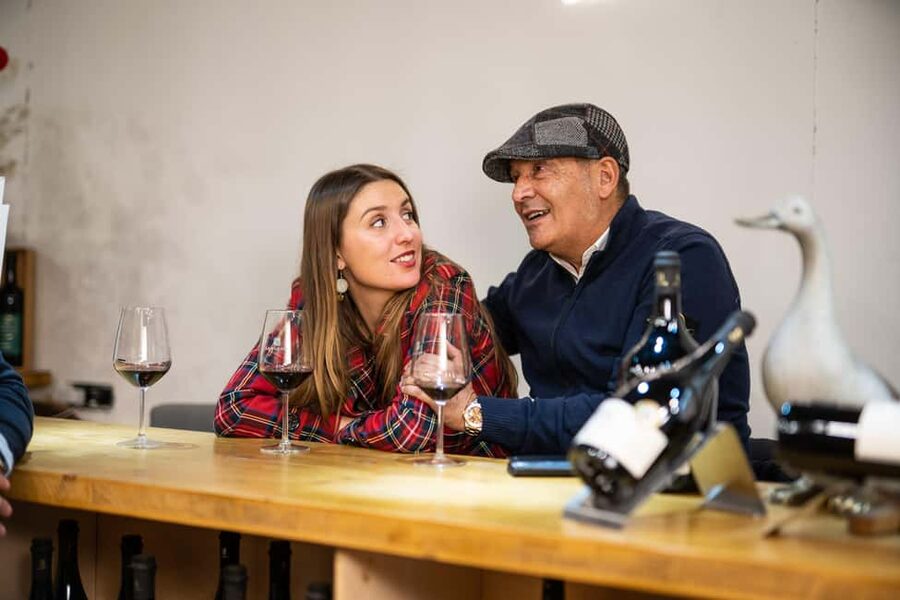 Cinque Terre: tasting in the cellar with visit to vineyards - The vineyard walk explains the hard part first