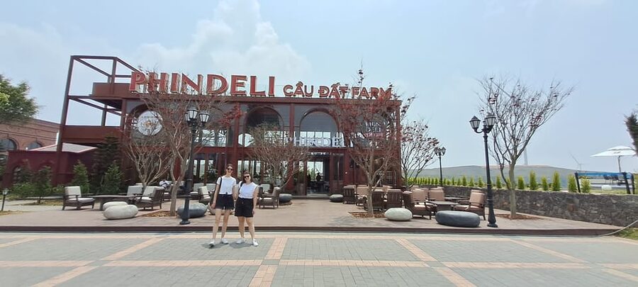 Dalat Winery and Tea tour - Lado Winery and the three Dalat wines