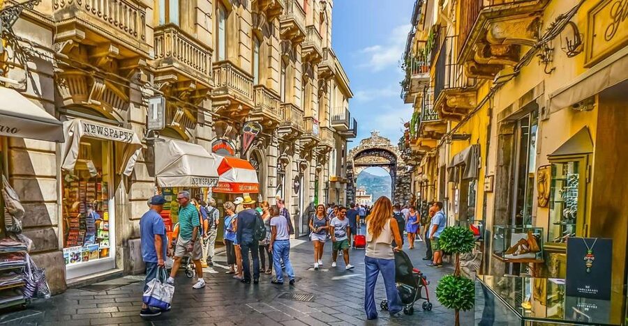 Day Tour To Etna Volcano, Winery and Taormina from Catania - From Catania to the slopes of Mount Etna