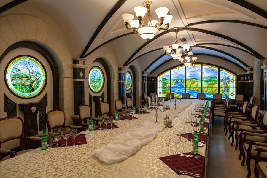 Day trip to Moldova - visit Chisinau and Cricova Winery - What the day feels like in practice