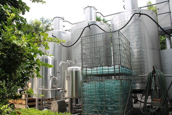 Deluxe Winery Tour to Tamborine Mountain (Mon-Tues) - Tamborine Mountain Distillery finishes with liqueurs