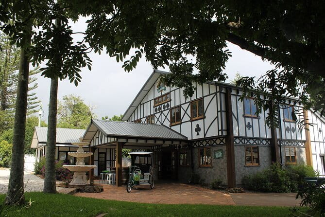 Deluxe Winery Tour to Tamborine Mountain (Mon-Tues) - The drive from the Gold Coast to the mountain
