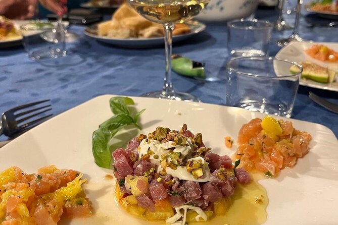 Discover Abruzzo: Winery Tour and Wine Tasting with Meal - Why Villamagna makes a good wine stop