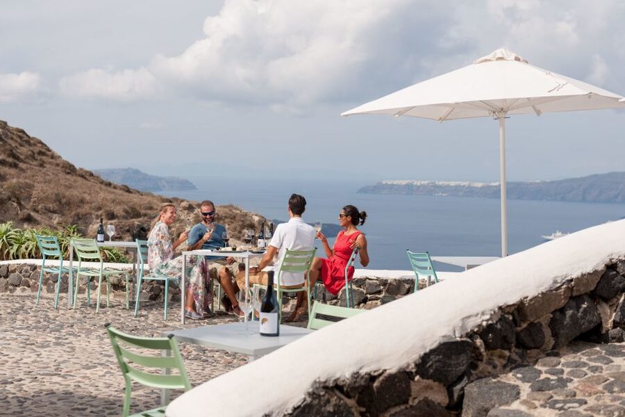 Discover Santorini: Prehistoric Akrotiri & Winery Tour - Why Akrotiri is the right place to start