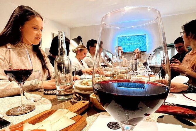 Discovery of the Bordeaux vineyard in 3 wines - At Le Pied à Terre on Rue Judaïque