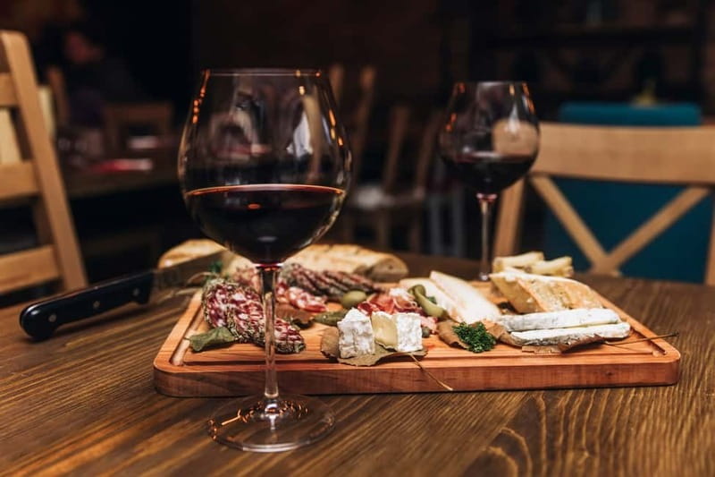 Domodossola: Savor Wines & Local Treats in a Scenic Vineyard - Arriving above Domodossola