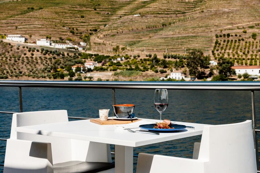 Douro Luxury - Private Cruise Premium Winery and Restaurant - Timing, booking, and small practical details
